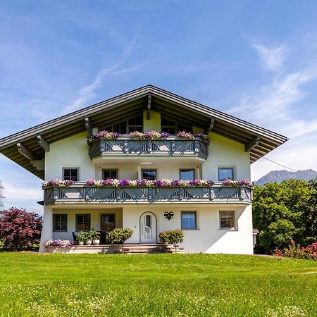Gaestehaus Weber Oberperfuss Exterior foto