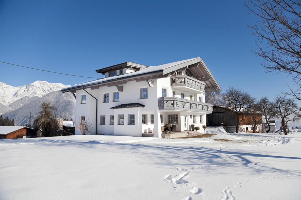 Gaestehaus Weber Oberperfuss Exterior foto