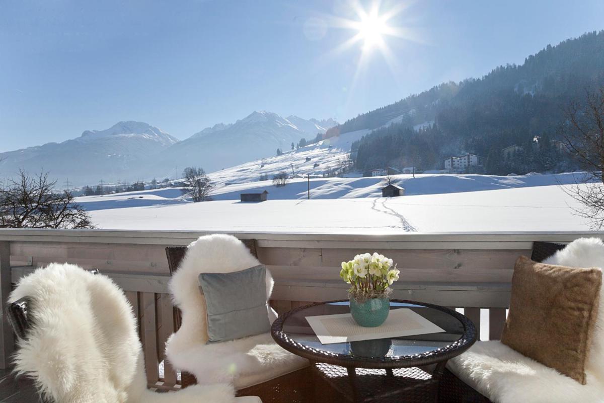 Gaestehaus Weber Oberperfuss Exterior foto
